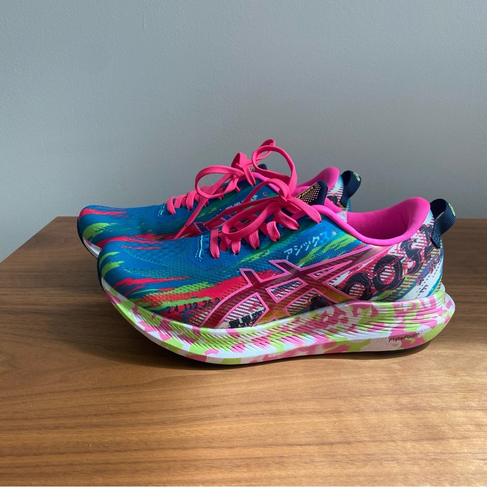 New! Asics Noosa Tri 14 Womens Sneakers, size 7.5.
